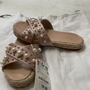 Zara pearl slide